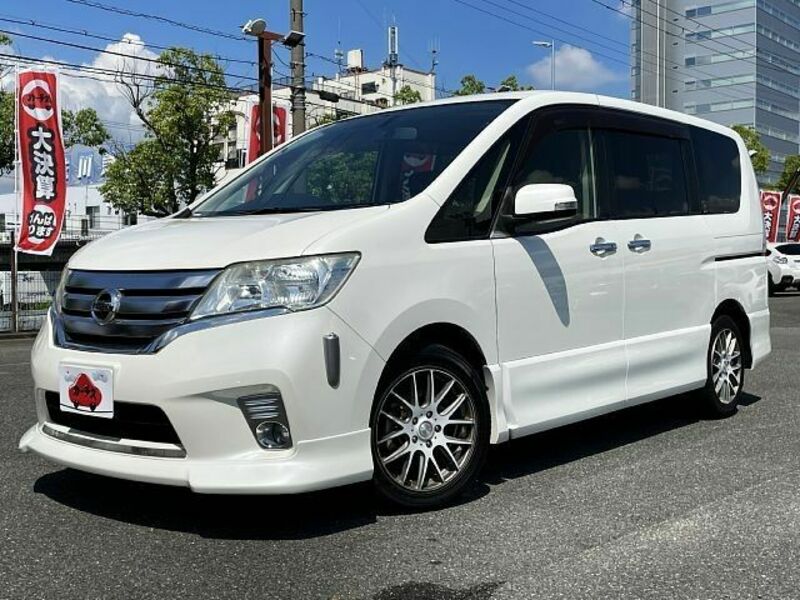 NISSAN　SERENA