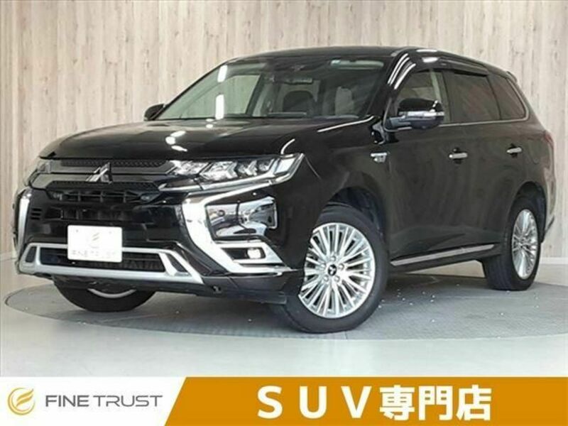 MITSUBISHI　OUTLANDER PHEV