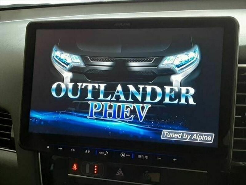 OUTLANDER PHEV-2