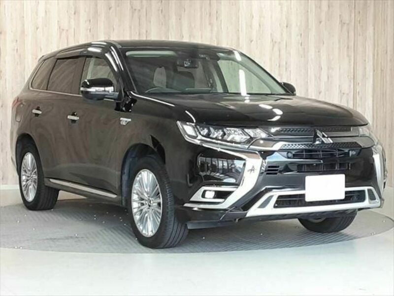 OUTLANDER PHEV-17