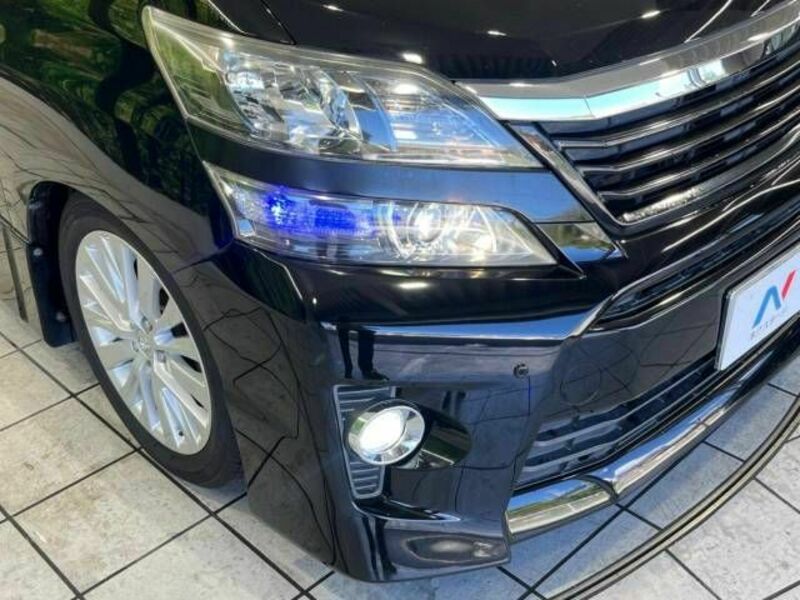 VELLFIRE-13