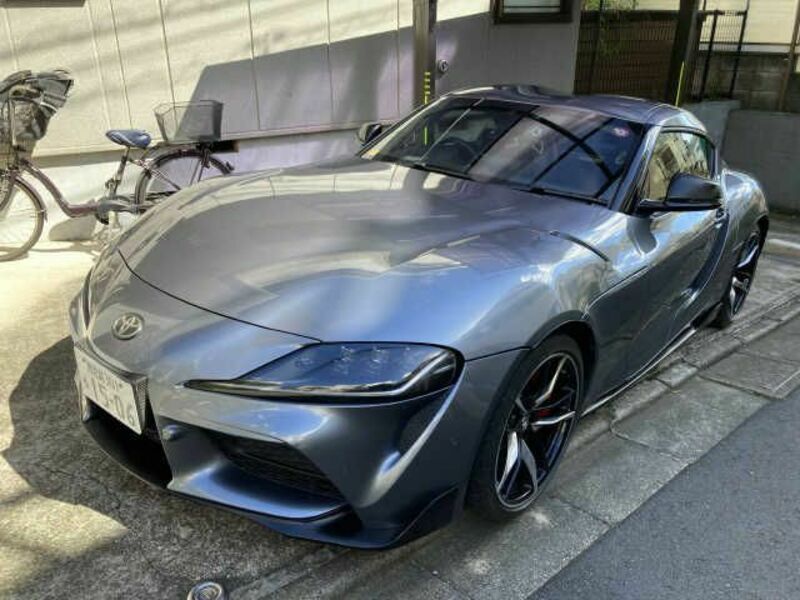 TOYOTA　SUPRA