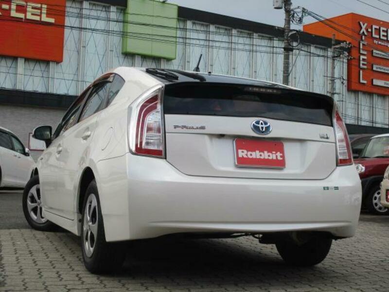 PRIUS-1