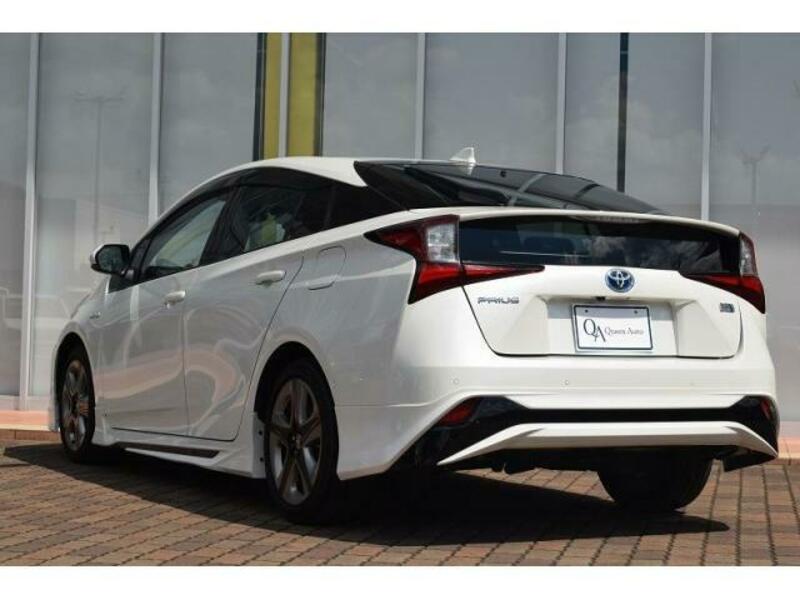 PRIUS-1