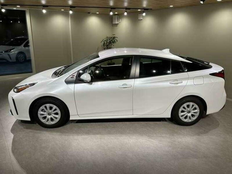 PRIUS-10