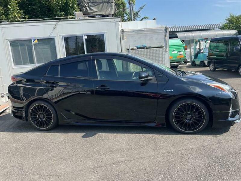 PRIUS-5