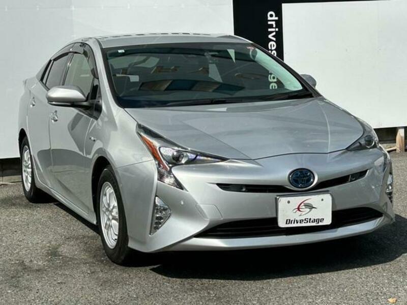 PRIUS-4