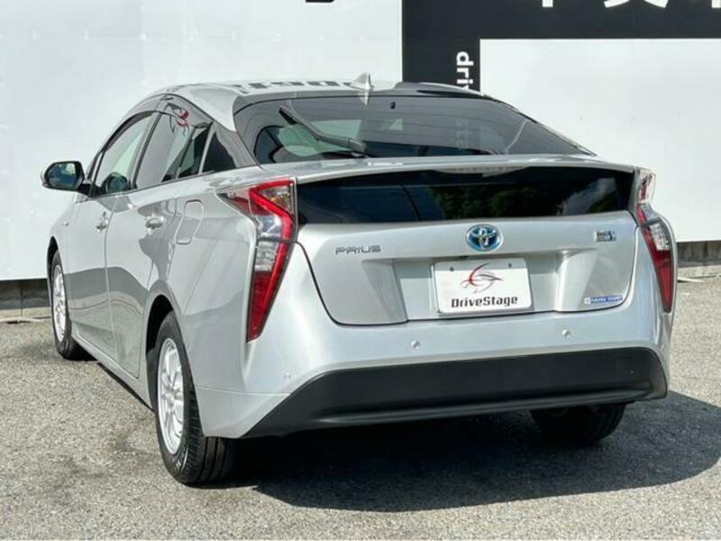 PRIUS-7