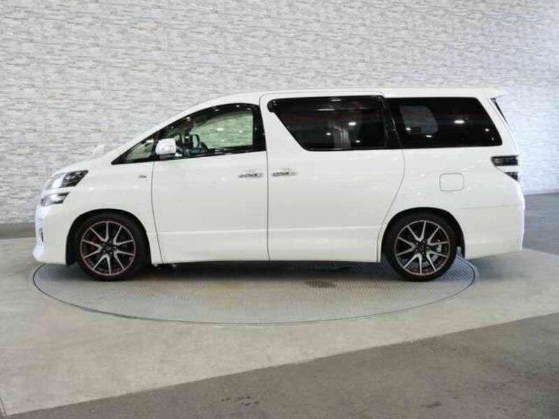 VELLFIRE-11