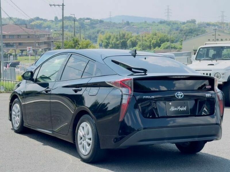 PRIUS-7