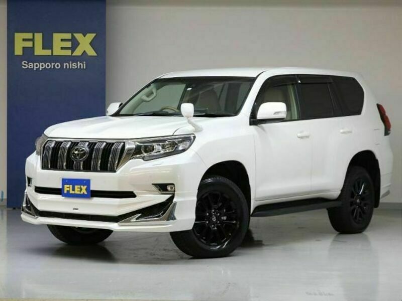 TOYOTA　LAND CRUISER PRADO