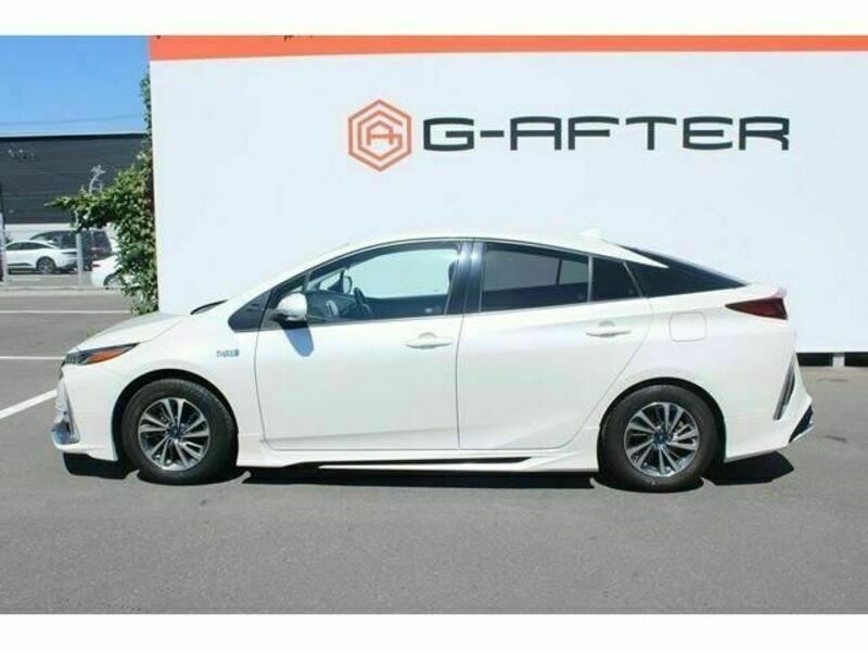 PRIUS PHV-9