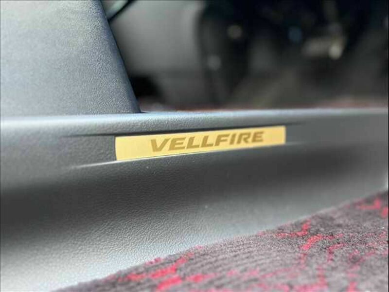 VELLFIRE-12