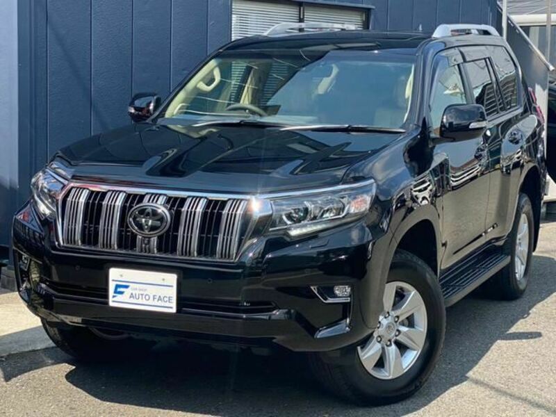 TOYOTA　LAND CRUISER PRADO