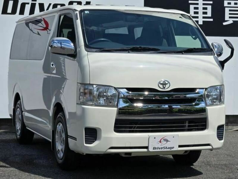 HIACE VAN-4