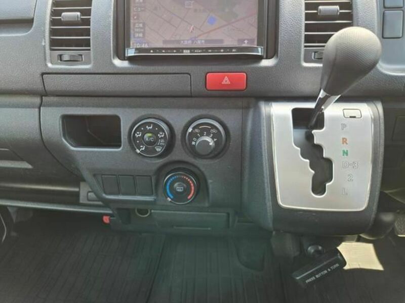 HIACE VAN-20