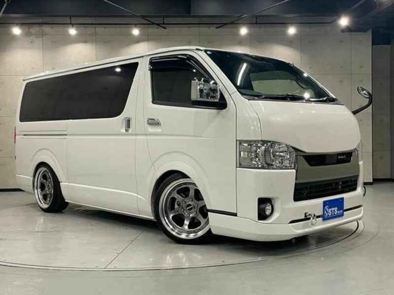 HIACE VAN-4