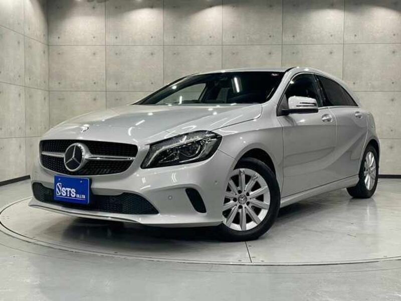 MERCEDES-BENZ　A-CLASS