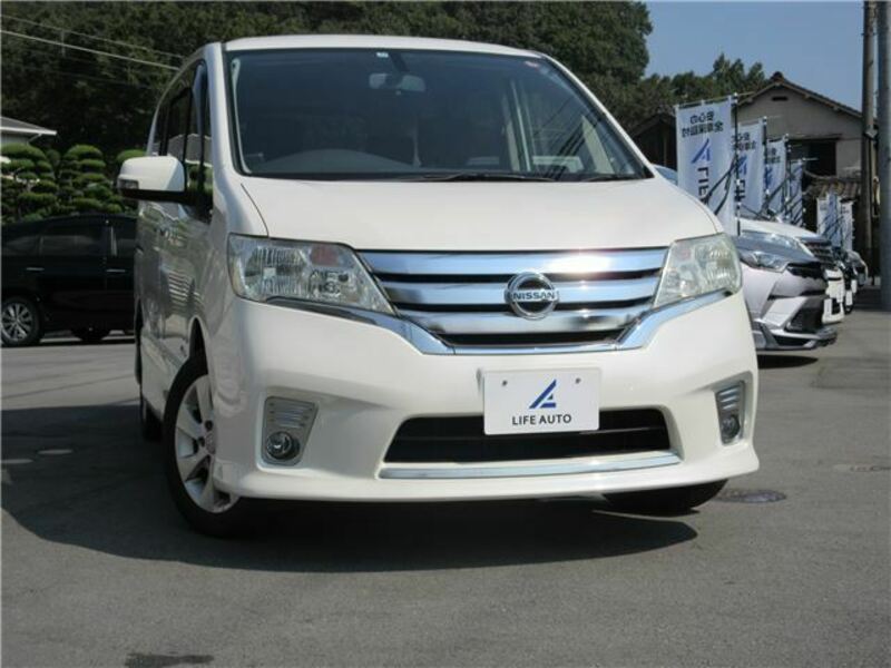 NISSAN SERENA