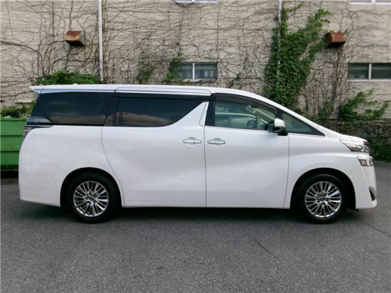 VELLFIRE-5