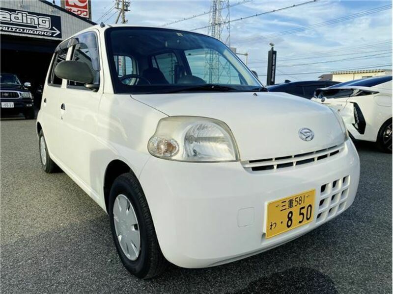 DAIHATSU　ESSE