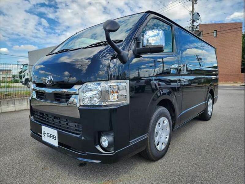 HIACE VAN-11