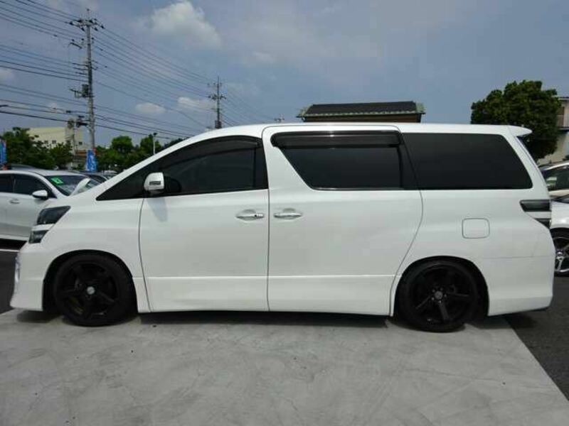 VELLFIRE-10