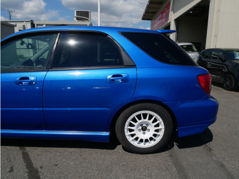 IMPREZA SPORTSWAGON-10