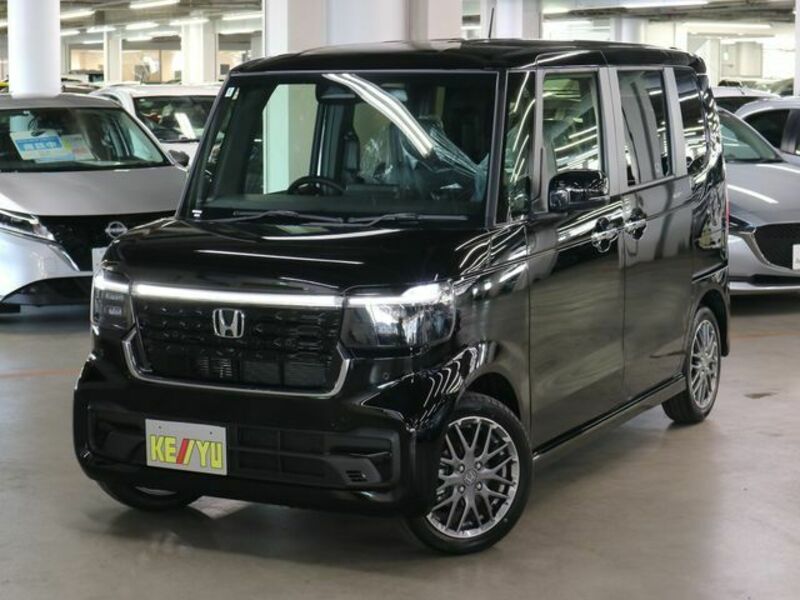 HONDA　N BOX CUSTOM