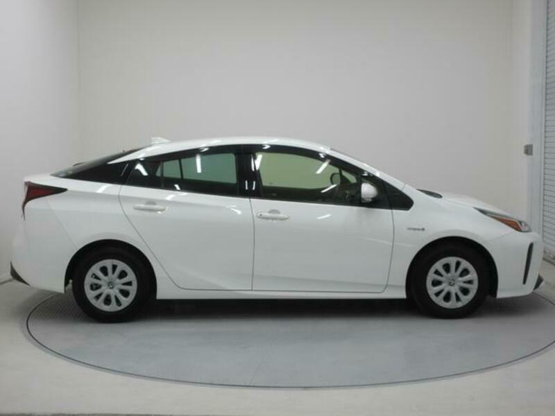 PRIUS-3