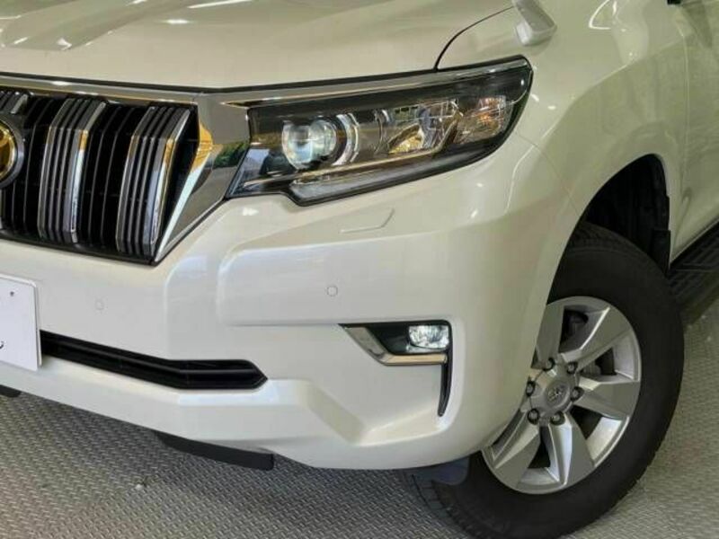 LAND CRUISER PRADO-12