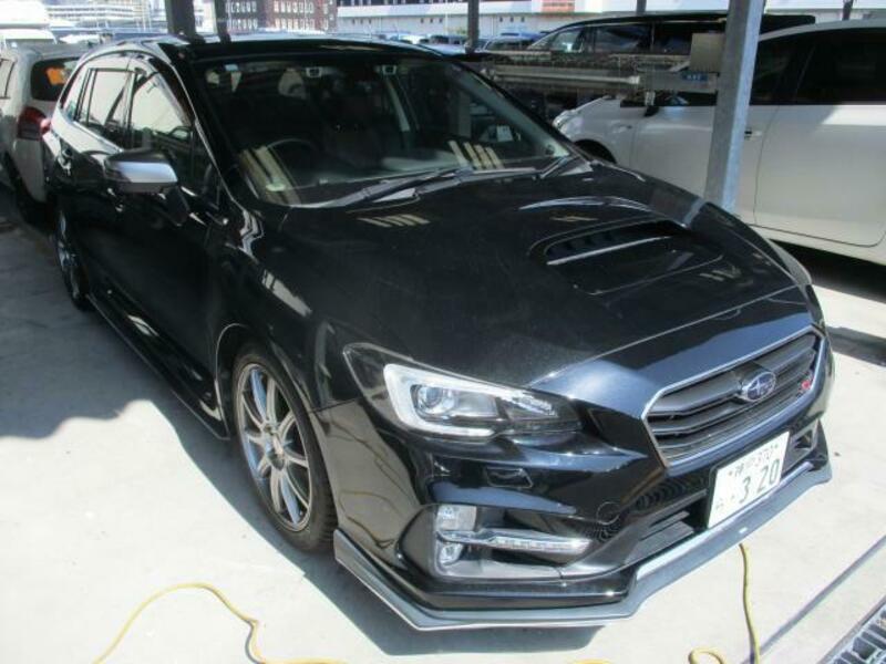 SUBARU　LEVORG