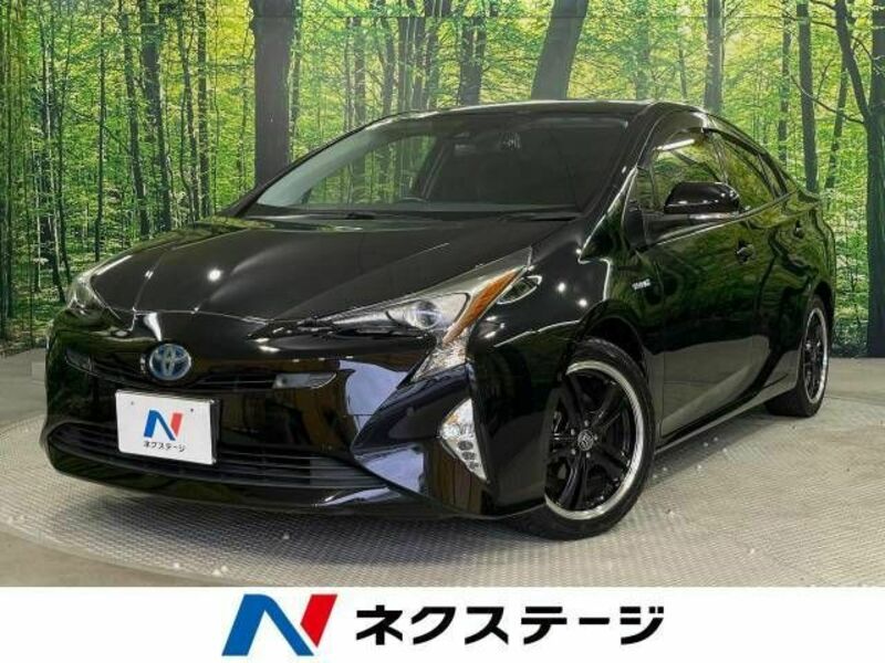 TOYOTA　PRIUS