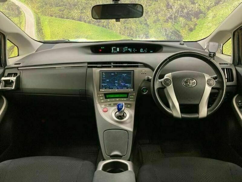 PRIUS-1