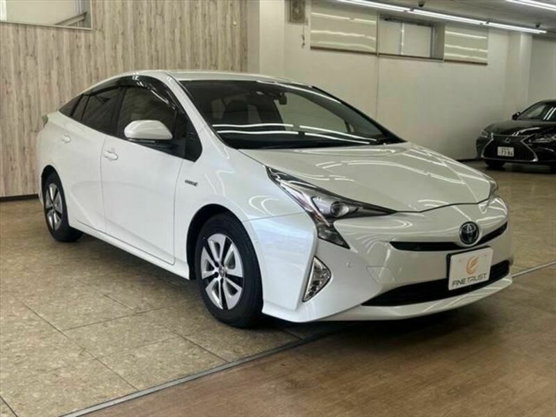 PRIUS-13