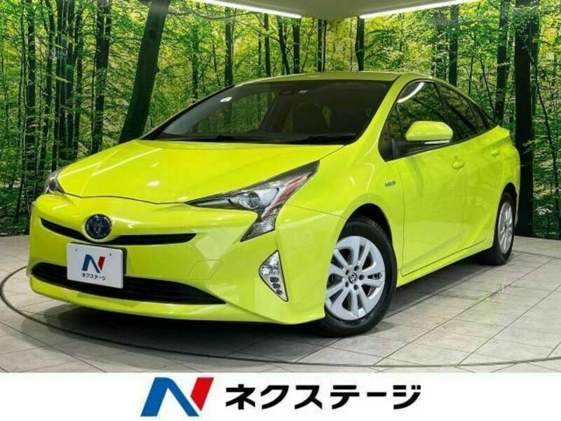 TOYOTA　PRIUS