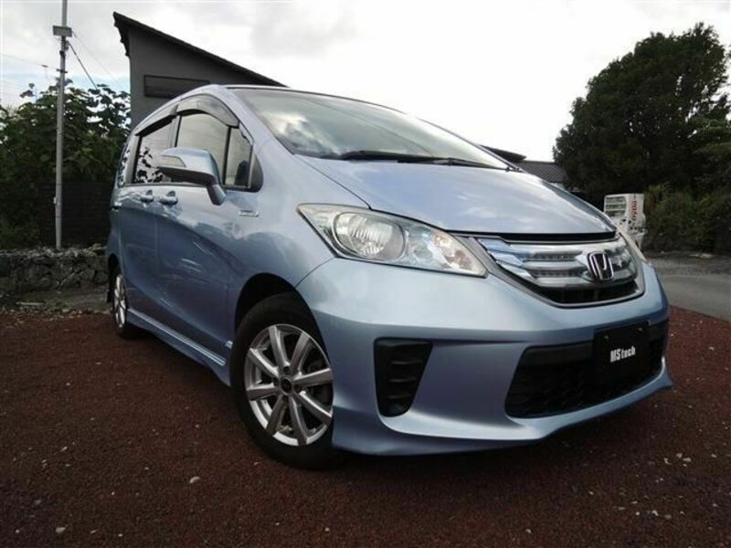 HONDA　FREED HYBRID