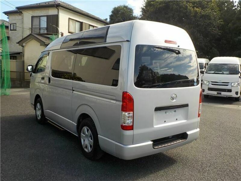 HIACE-21