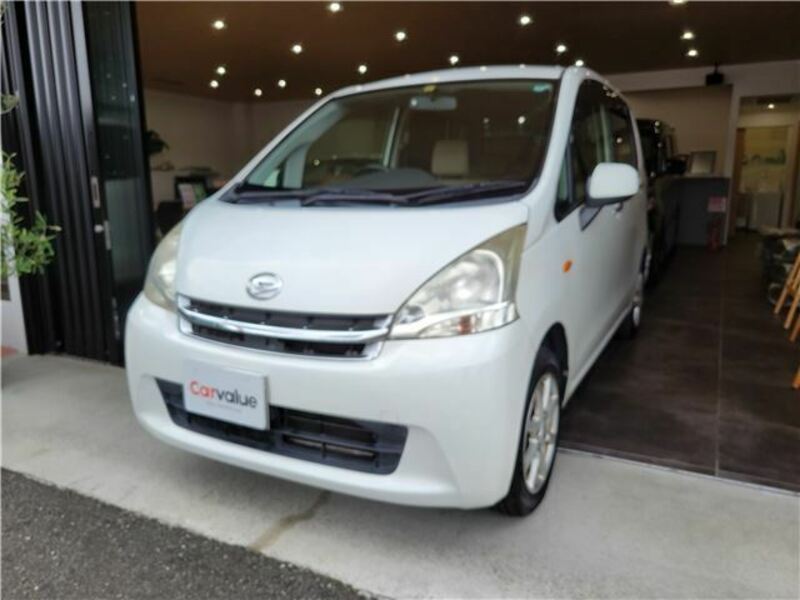 DAIHATSU　MOVE