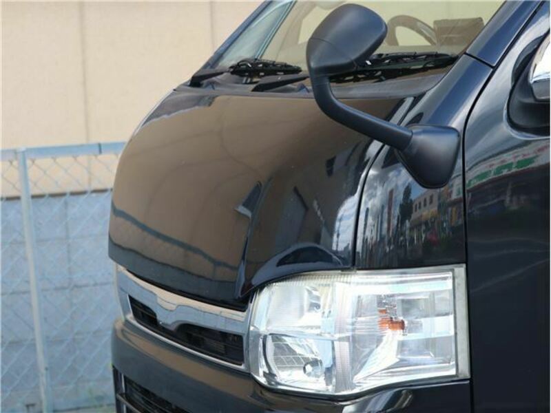 HIACE-4