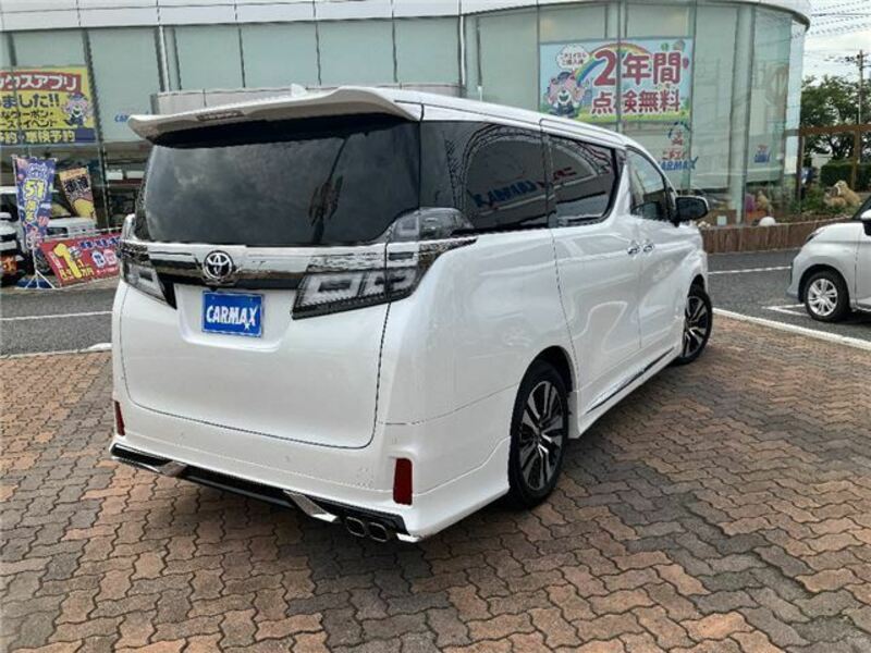 VELLFIRE-1