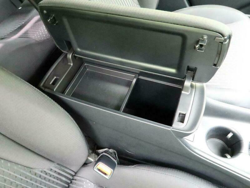 PRIUS-50