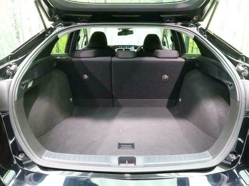 PRIUS-26