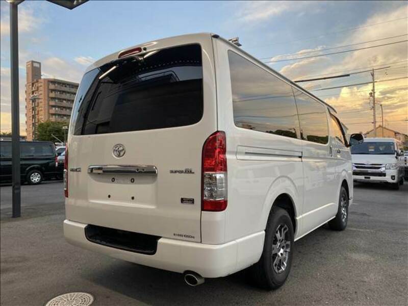 HIACE VAN-14