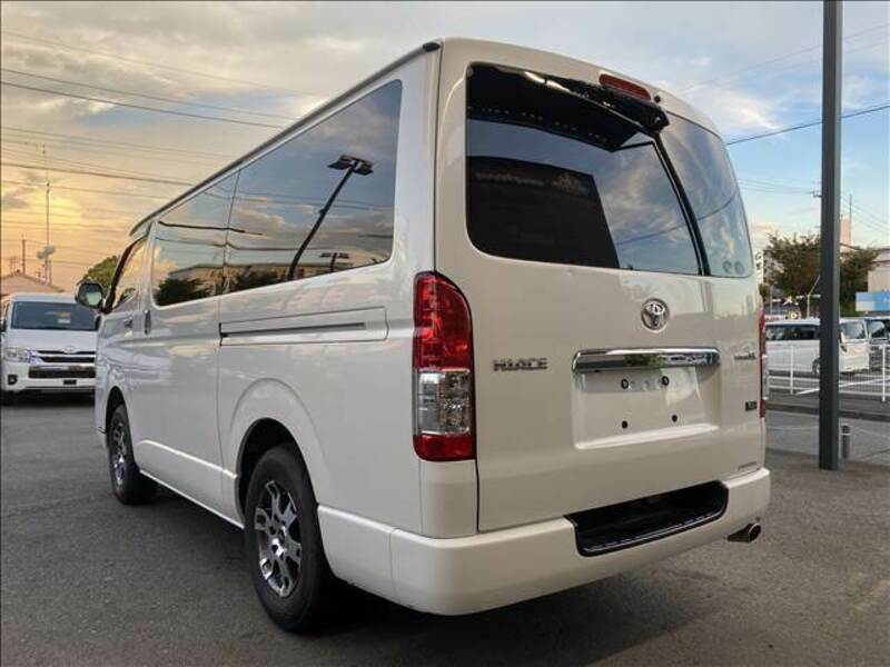 HIACE VAN-15