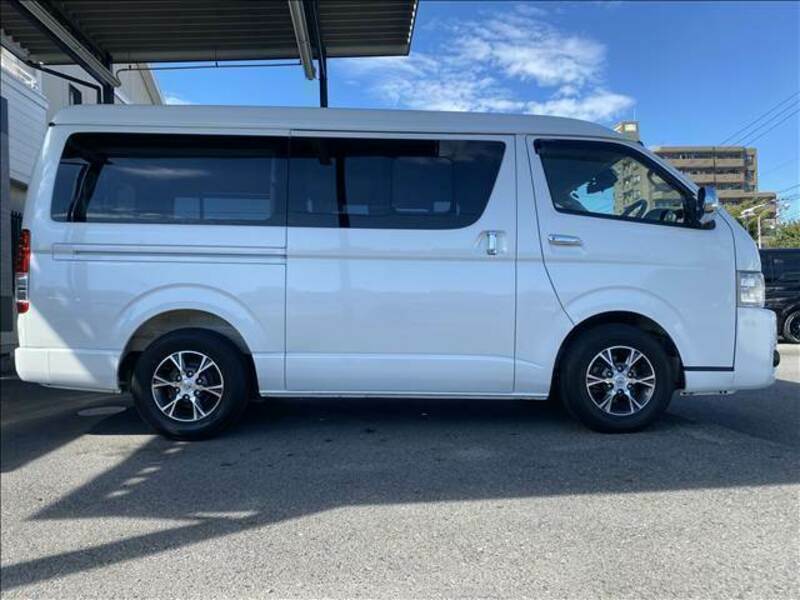 HIACE VAN-12