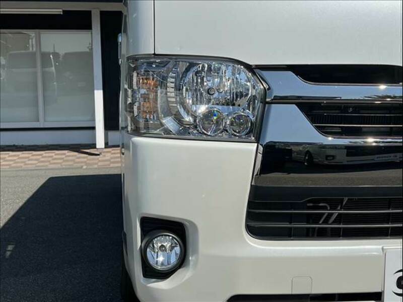 HIACE VAN-9