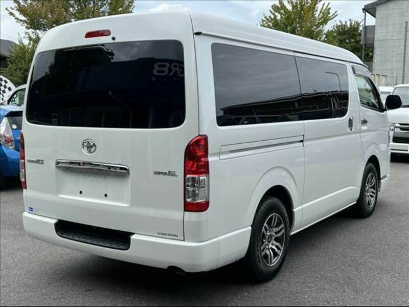 HIACE VAN-14