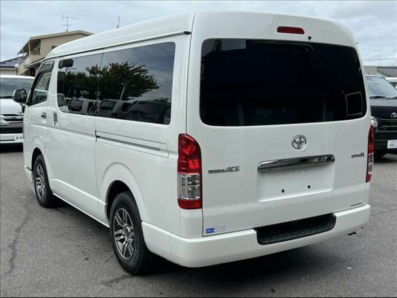 HIACE VAN-15