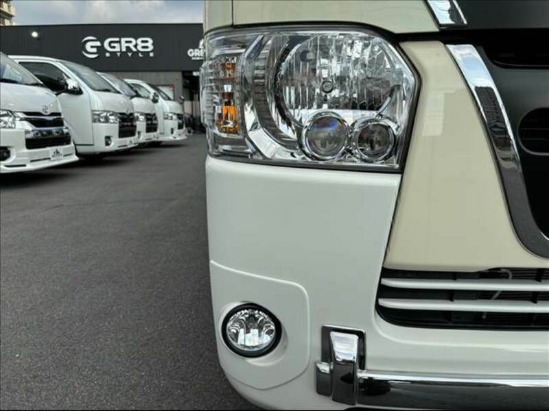 HIACE VAN-5